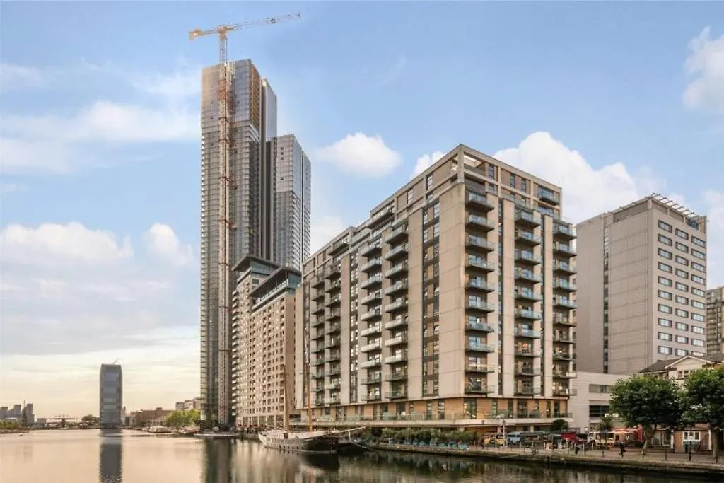 Luxury Penthouse 2 Bedrooms Flat In Canary Wharf London